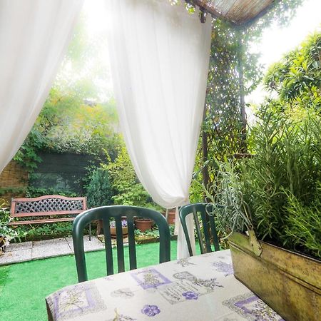 Garden Sweet House Desenzano Apartment Desenzano del Garda Luaran gambar