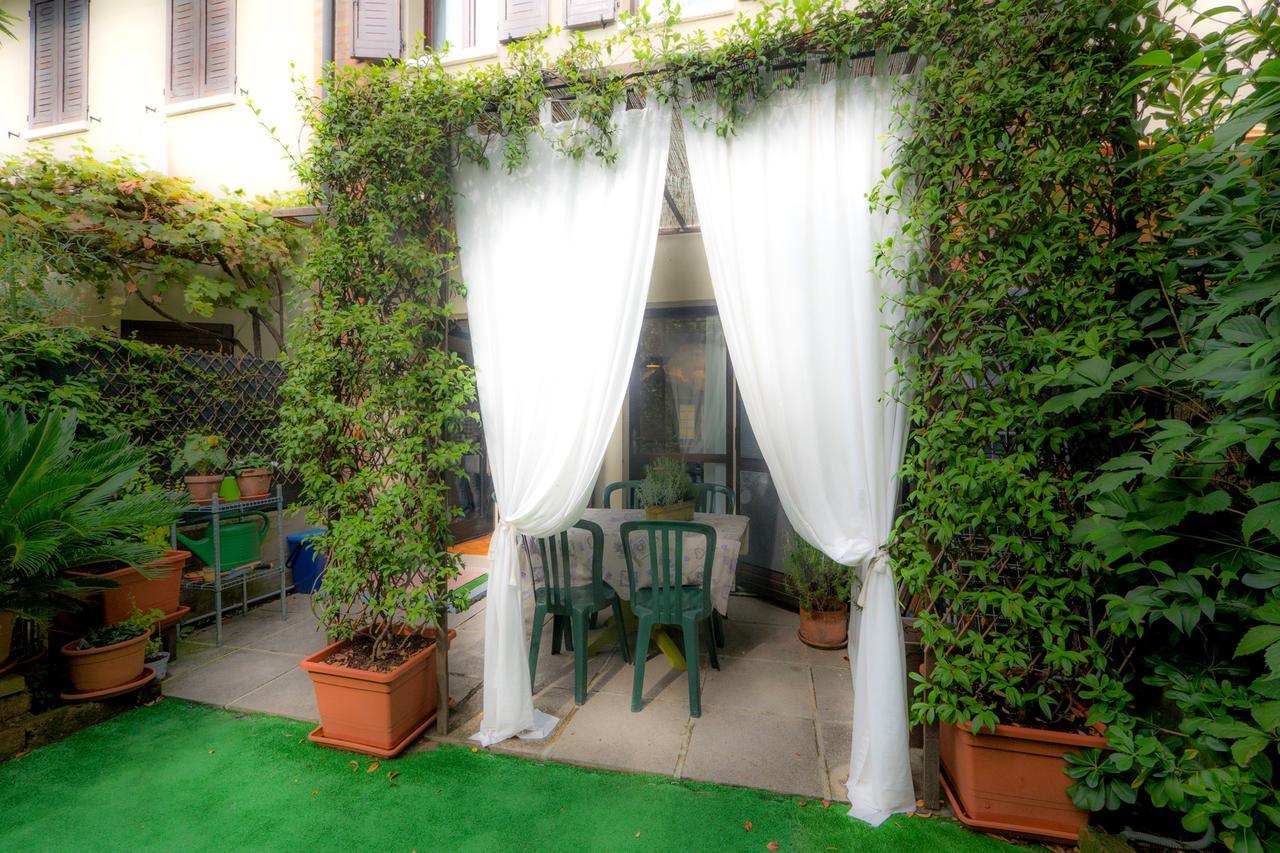 Garden Sweet House Desenzano Apartment Desenzano del Garda Luaran gambar