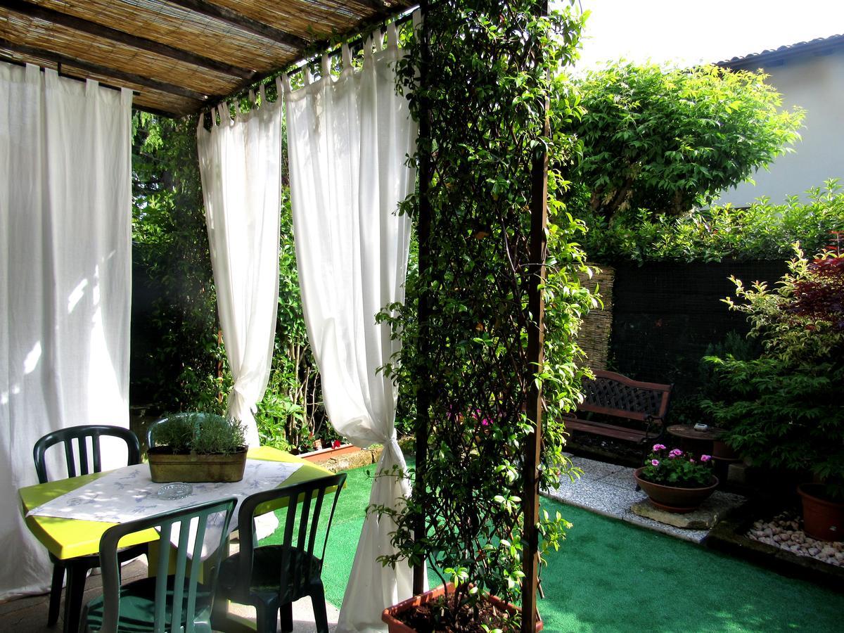 Garden Sweet House Desenzano Apartment Desenzano del Garda Luaran gambar