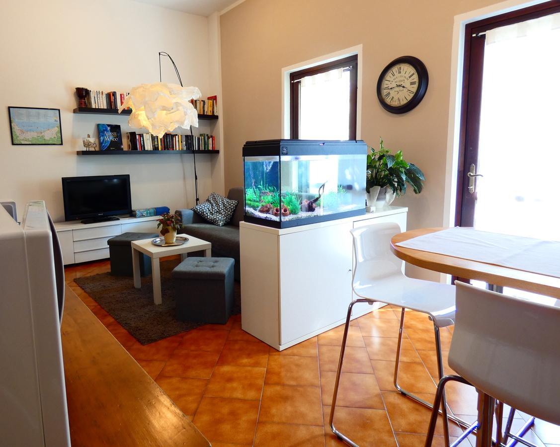 Garden Sweet House Desenzano Apartment Desenzano del Garda Luaran gambar